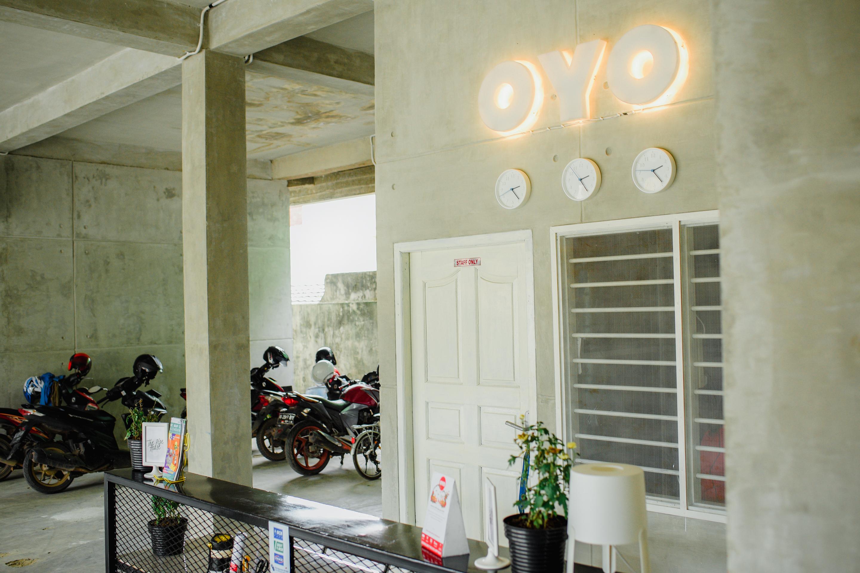 Oyo 183 The Pipe House Otel Palembang Dış mekan fotoğraf