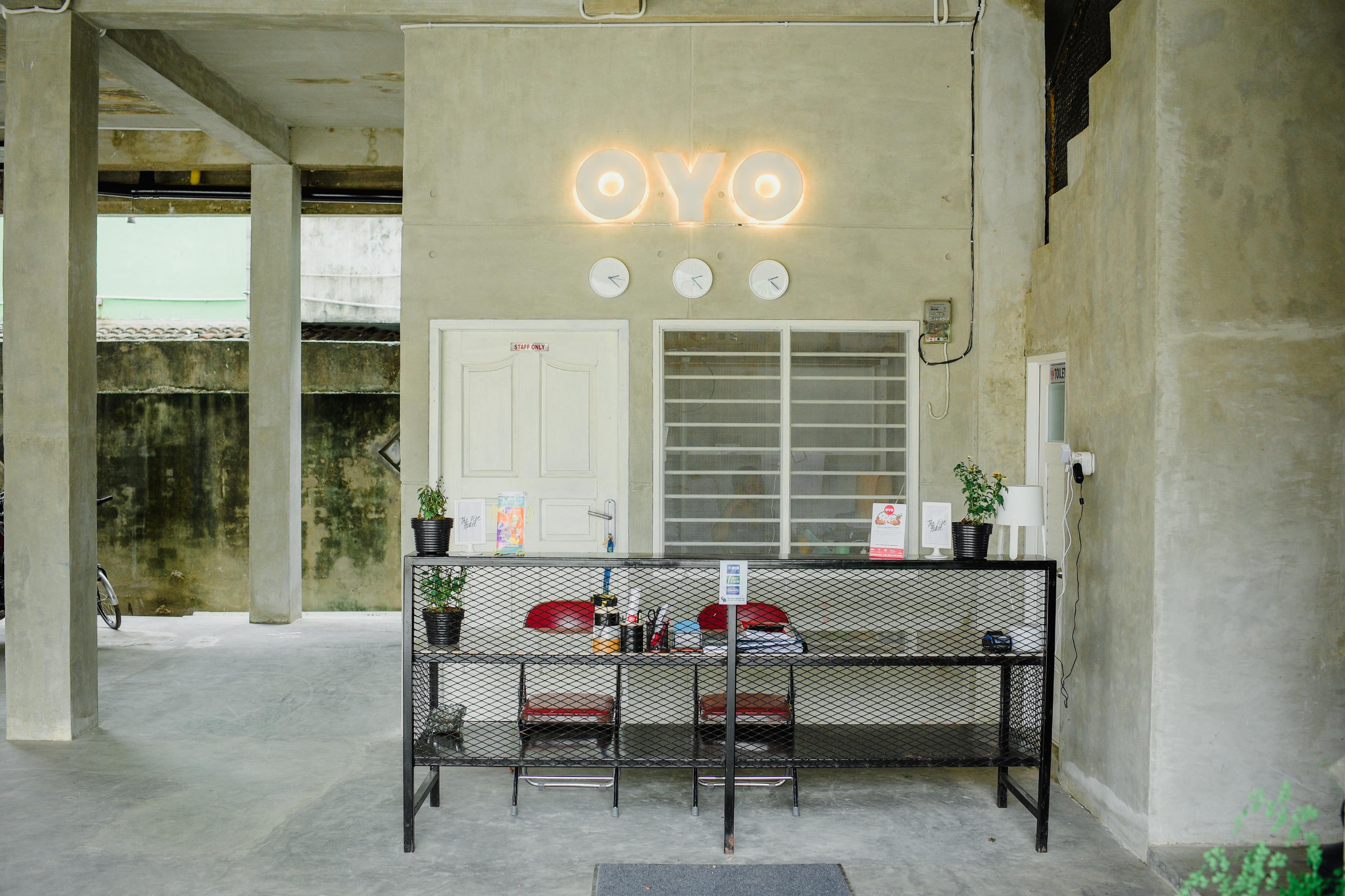 Oyo 183 The Pipe House Otel Palembang Dış mekan fotoğraf